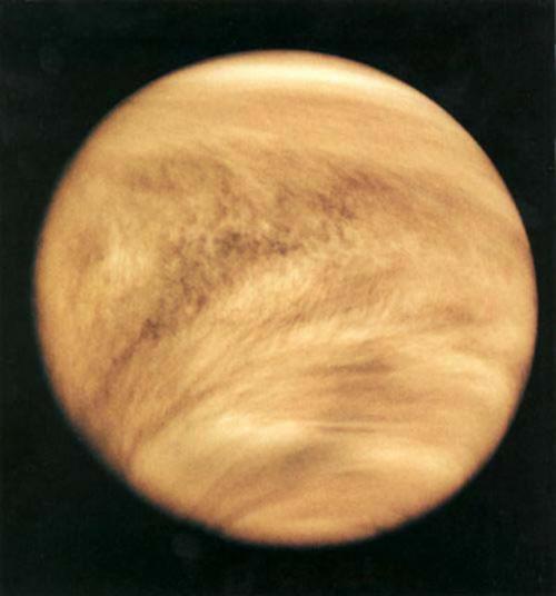 Venus clouds top